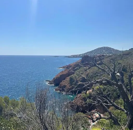L Eden Et Piscine 53 M2