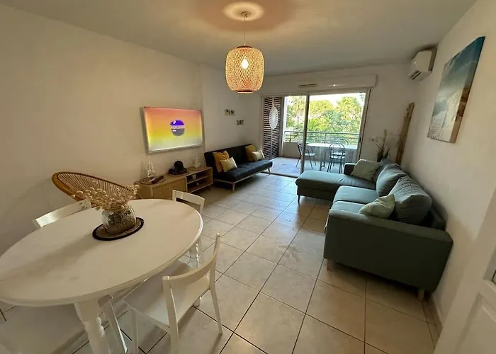 L Eden Et Piscine 53 M2