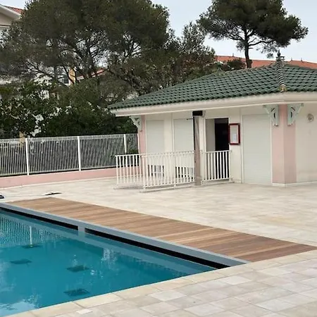 L Eden Et Piscine 53 M2 Апартаменты